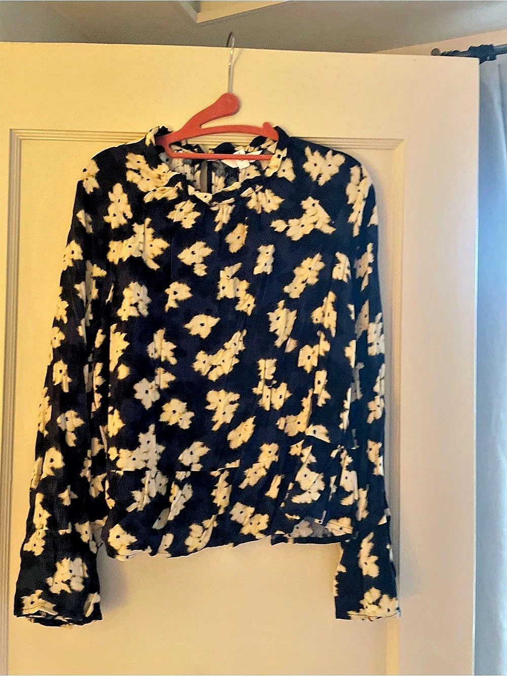 Time and Tru Floral Long Sleeve Blouse in Blue & Yellow Size Small